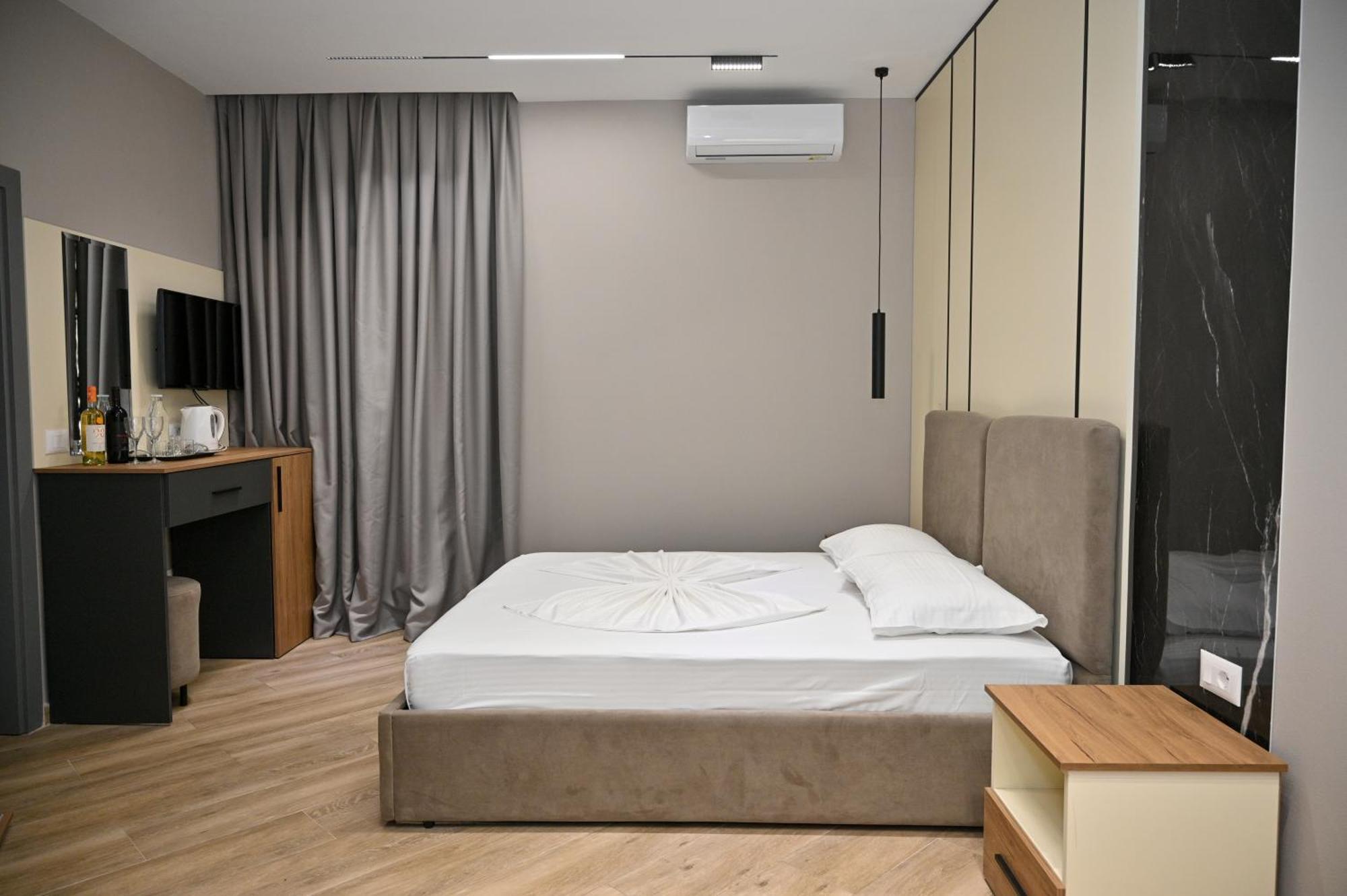 Monduro Hotel Durrës Chambre photo