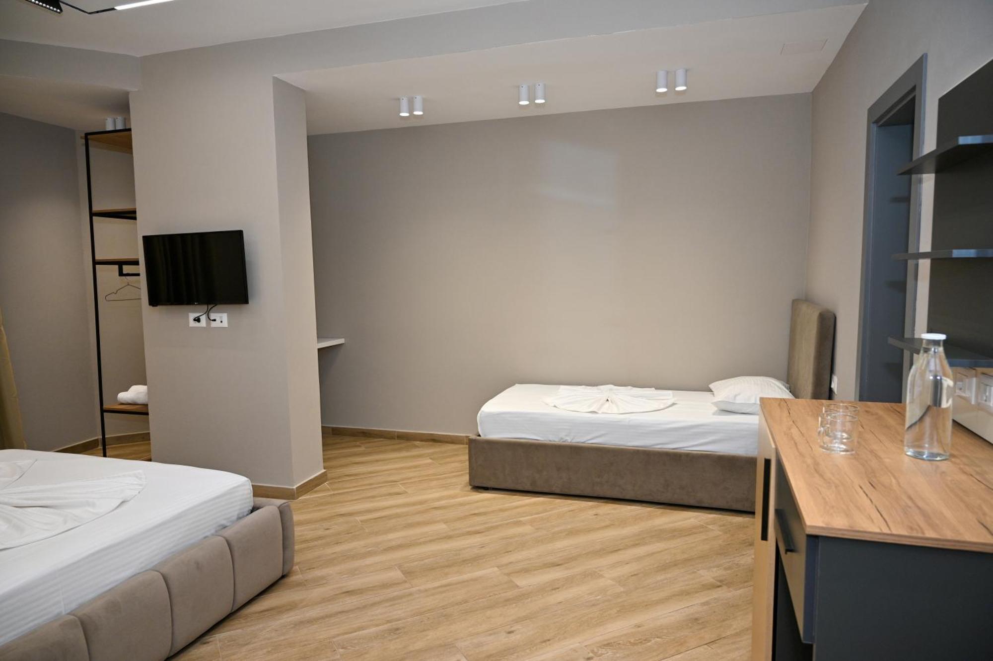 Monduro Hotel Durrës Chambre photo