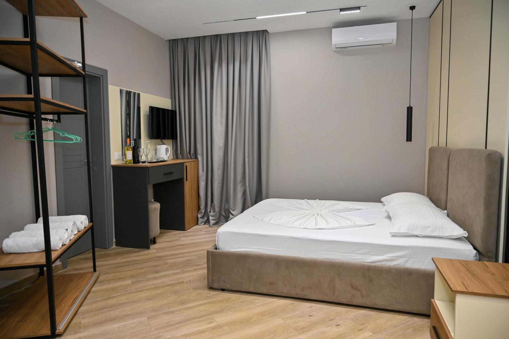 Monduro Hotel Durrës Chambre photo