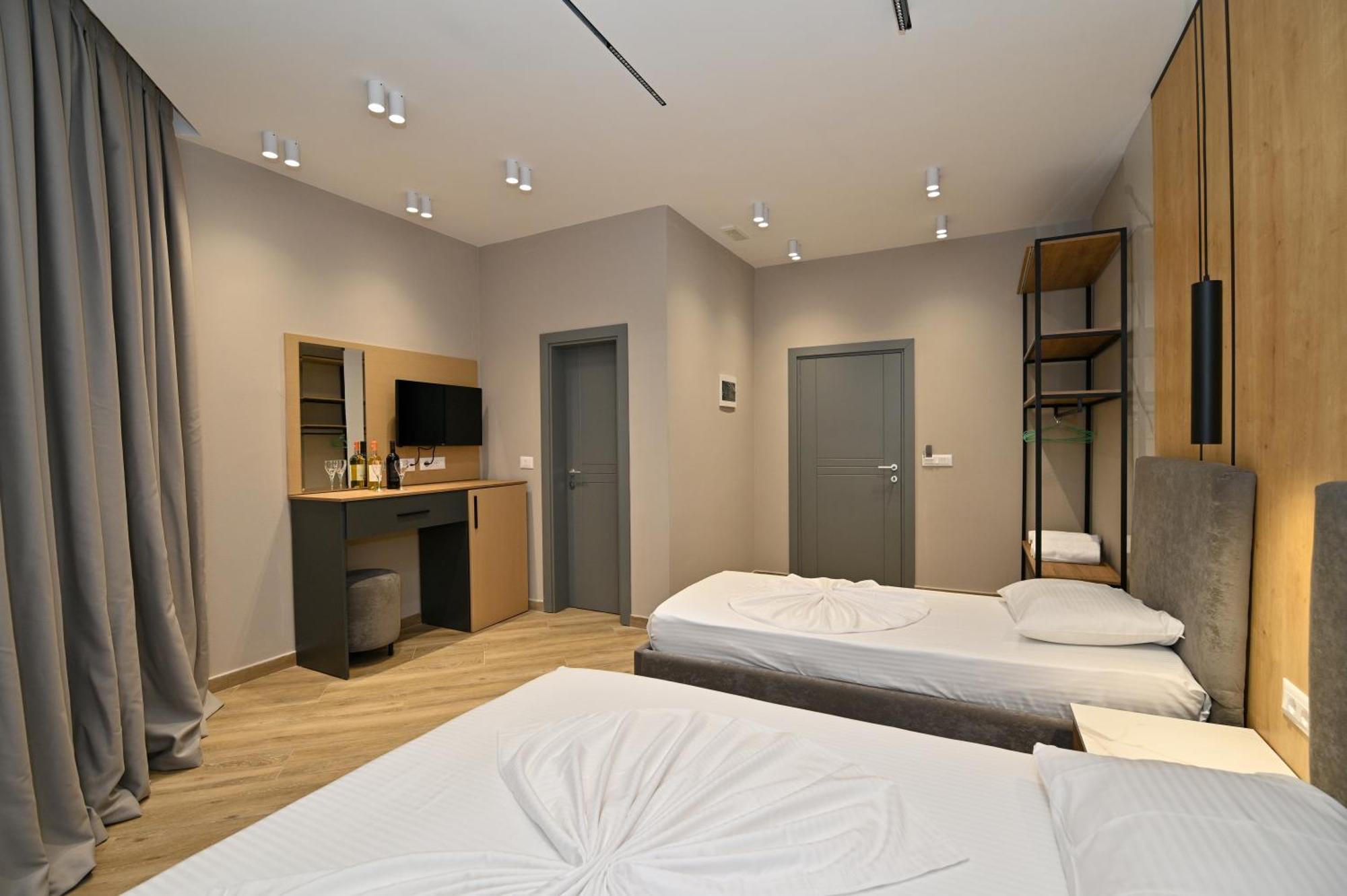 Monduro Hotel Durrës Chambre photo