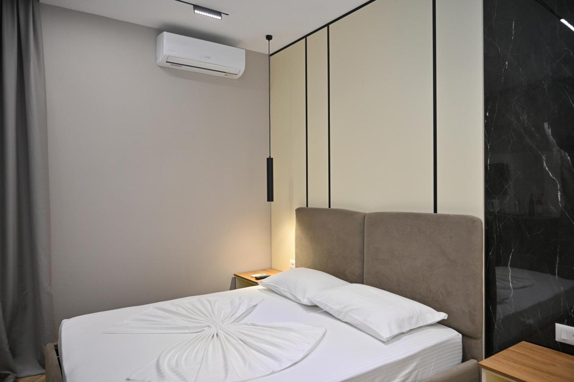 Monduro Hotel Durrës Chambre photo
