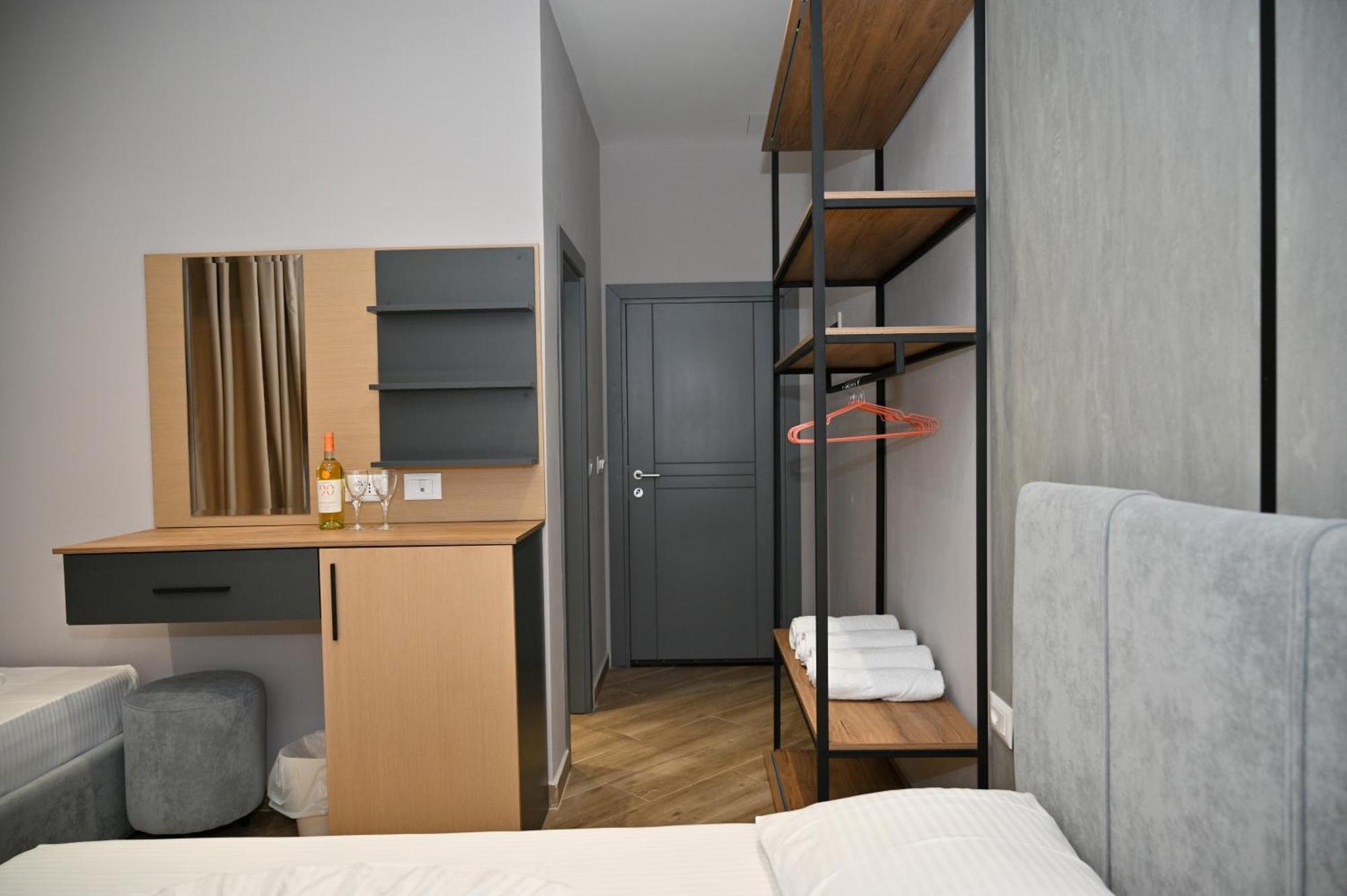Monduro Hotel Durrës Chambre photo