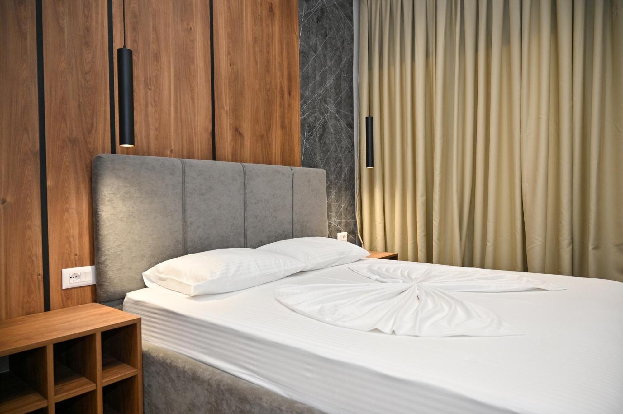Monduro Hotel Durrës Chambre photo